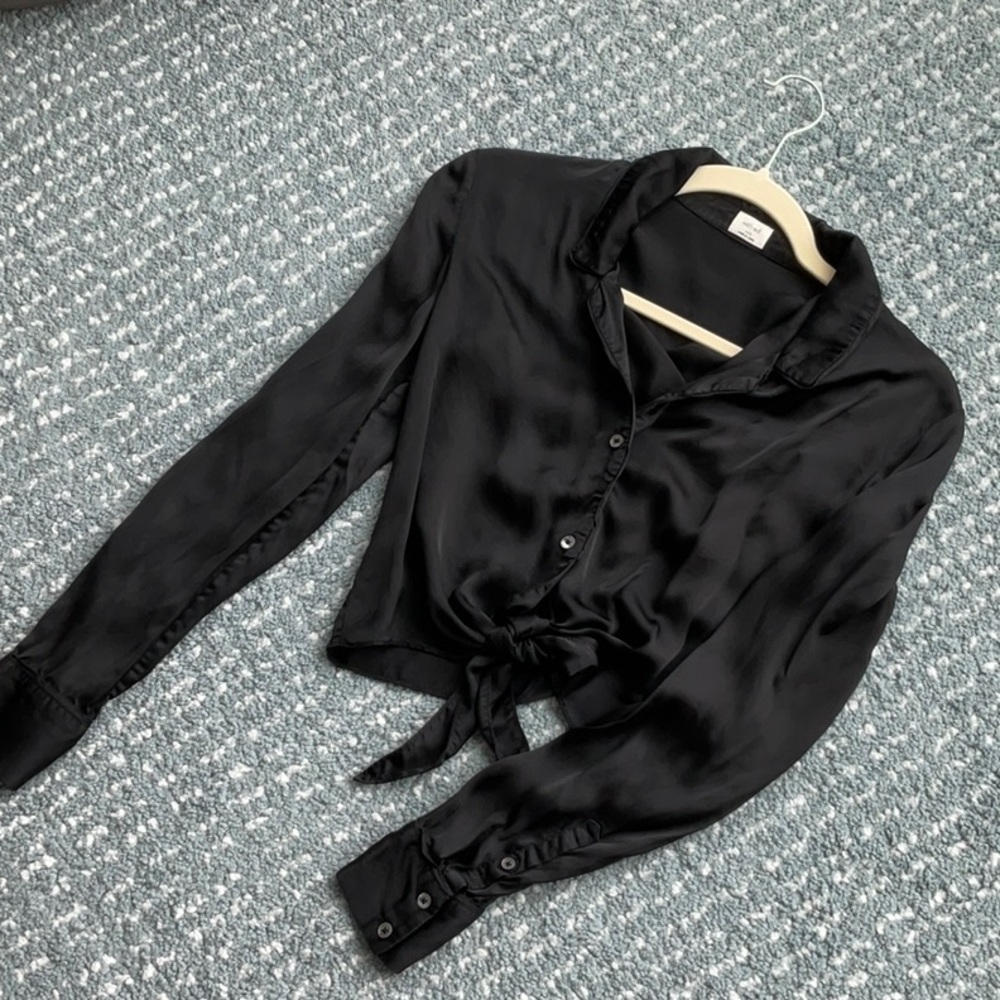 Wilfred Black Tie Front Blouse with Dress Shirt Collar